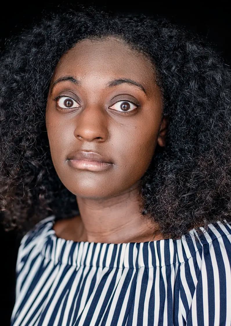 Avoid harsh patterns for your actor headshots